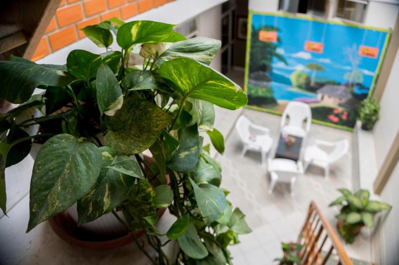 La Casa De Hiro Hotell Tarapoto Exteriör bild